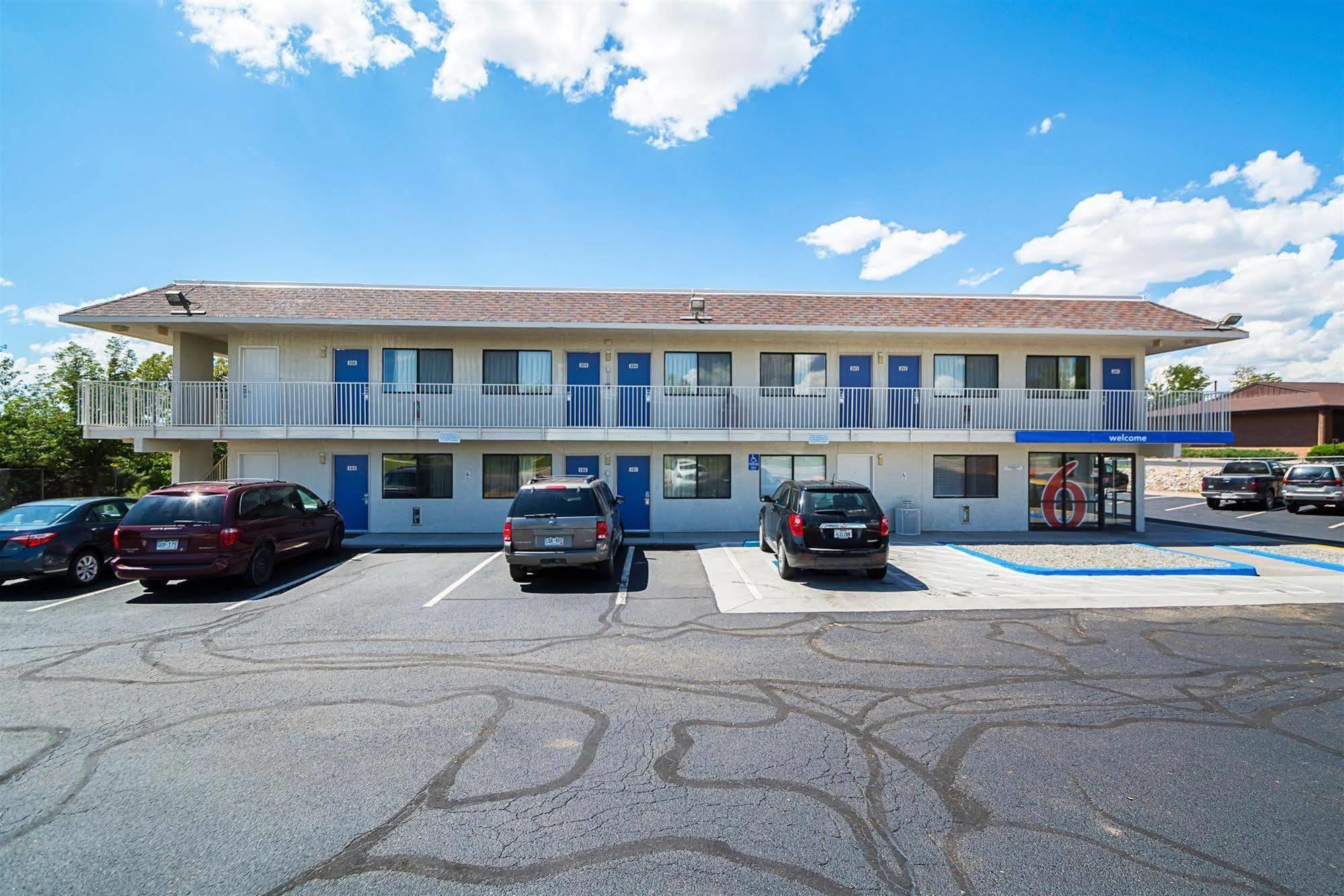Motel 6-Pueblo, Co - I-25 Екстер'єр фото