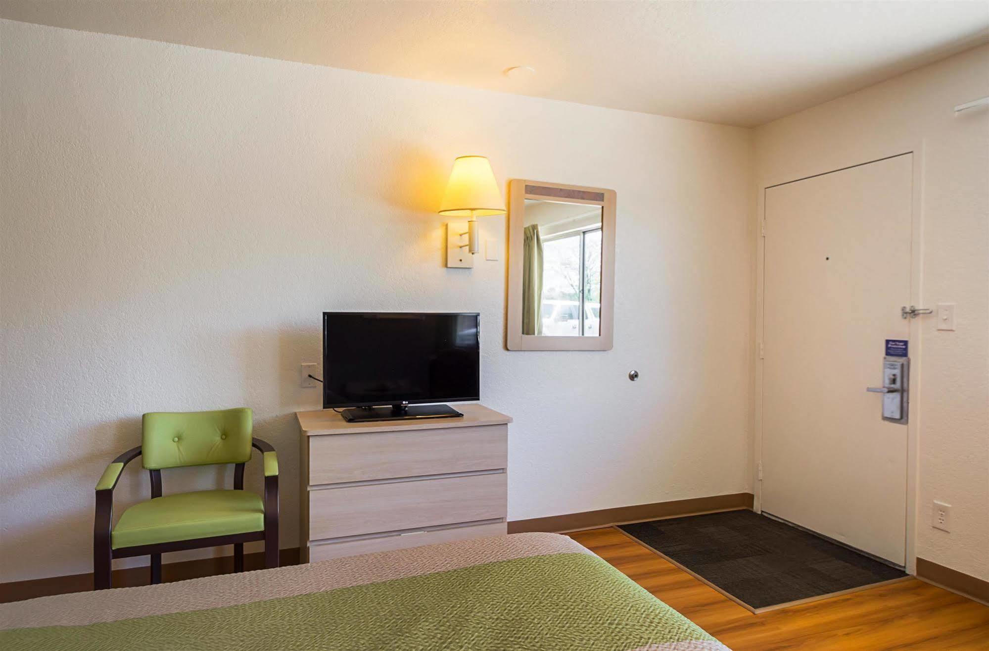 Motel 6-Pueblo, Co - I-25 Екстер'єр фото