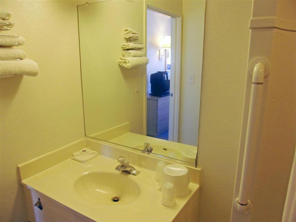 Motel 6-Pueblo, Co - I-25 Номер фото